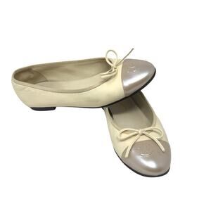 Chanel Classic Beige & Taupe Patent Cap Toe Ballet Flats Sz 37 Two Tone CC Logo